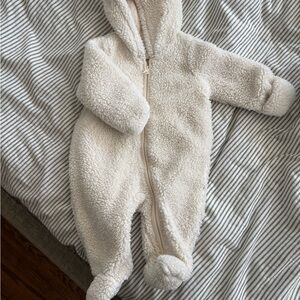 Baby gap Cream Sherpa snowsuit